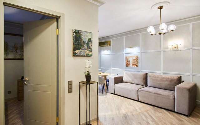 Апартаменты SO Retreat to a Quiet Leafy Street near the Buzz of Downtown Минск-21